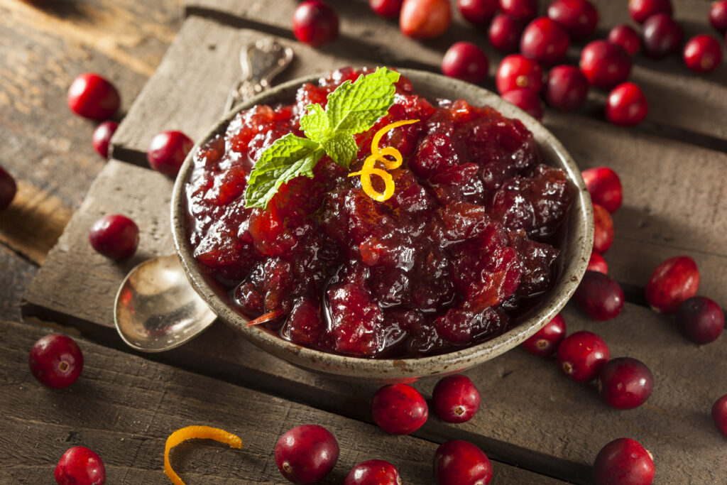 This image has an empty alt attribute; its file name is Cranberry-Sauce-1024x683.jpg